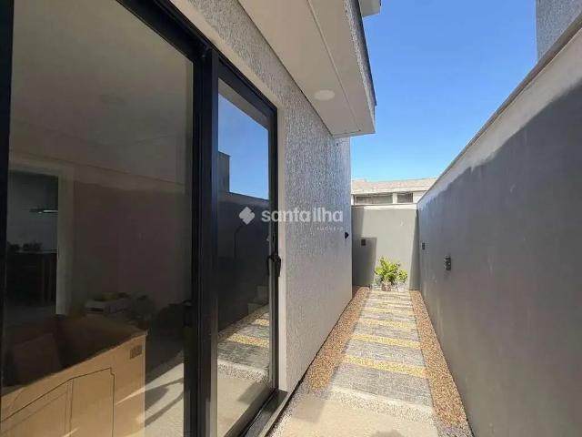 Casa / Sobrado para Locação em Florianópolis/SC Campeche 3 Quartos