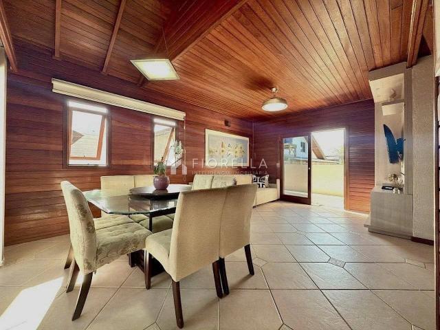 Casa / Sobrado para Locação em Florianópolis/SC Campeche 3 Quartos