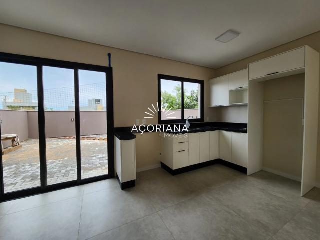 Casa / Sobrado para Locação em Florianópolis/SC Campeche 3 Quartos