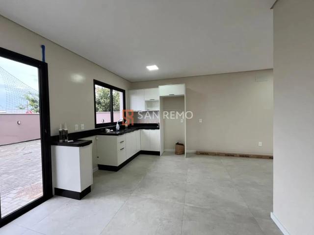 Casa / Sobrado para Locação em Florianópolis/SC Campeche 3 Quartos