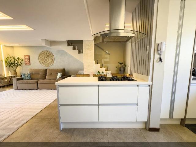 Casa / Sobrado para Locação em Florianópolis/SC Campeche 4 Quartos