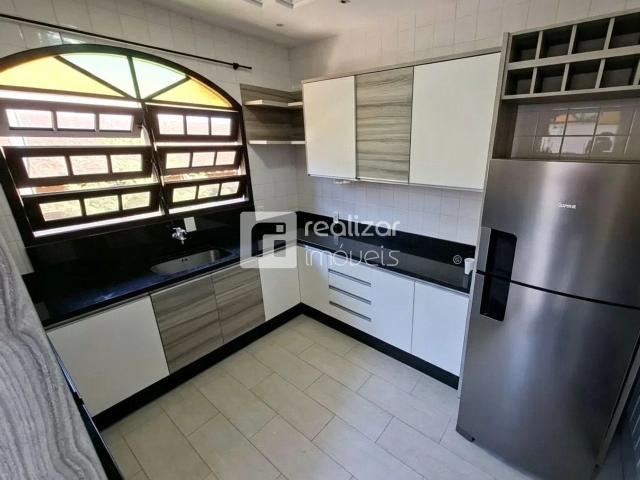 Casa / Sobrado para Locação em Florianópolis/SC Capoeiras 5 Quartos