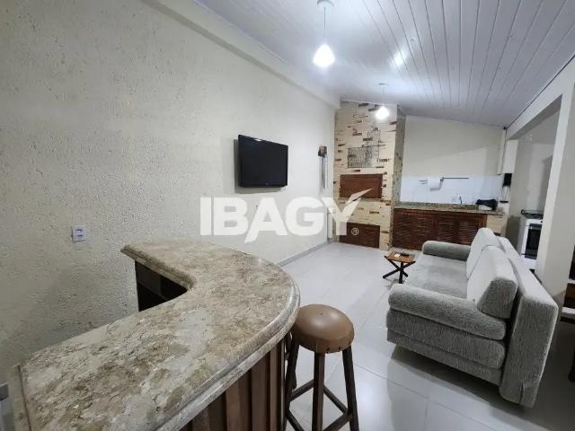 Casa / Sobrado para Locação em Florianópolis/SC Carianos 1 Quartos