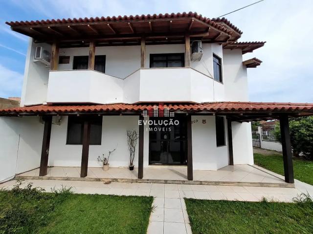 Casa / Sobrado para Locação em Florianópolis/SC Carianos 2 Quartos