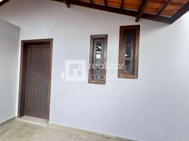 Casa / Sobrado para Locação em Florianópolis/SC Carianos 2 Quartos