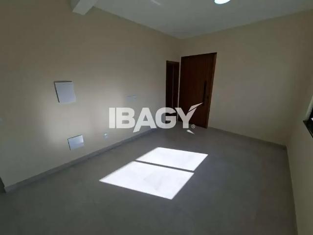 Casa / Sobrado para Locação em Florianópolis/SC Carianos 2 Quartos
