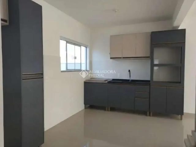 Casa / Sobrado para Locação em Florianópolis/SC Carianos 3 Quartos