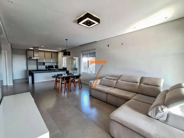 Casa / Sobrado para Locação em Florianópolis/SC Centro 4 Quartos