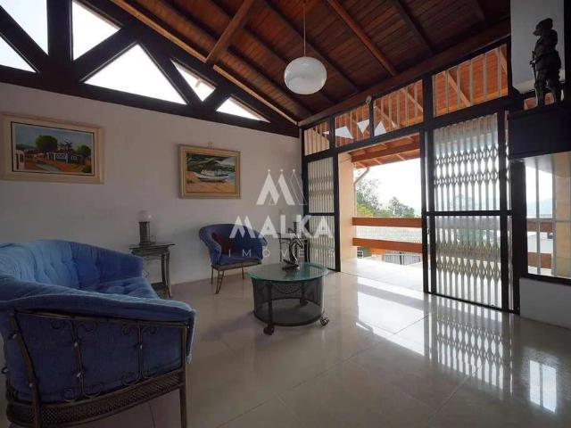 Casa / Sobrado para Locação em Florianópolis/SC Centro 4 Quartos