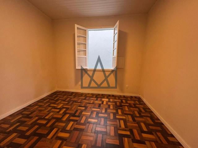 Casa / Sobrado para Locação em Florianópolis/SC Centro 5 Quartos