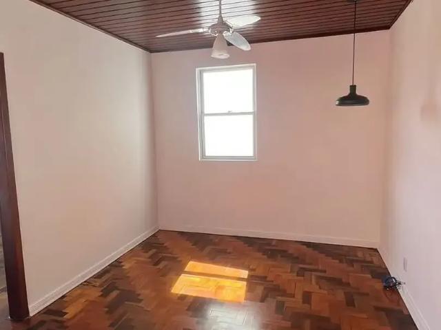Casa / Sobrado para Locação em Florianópolis/SC Centro 1 Quartos
