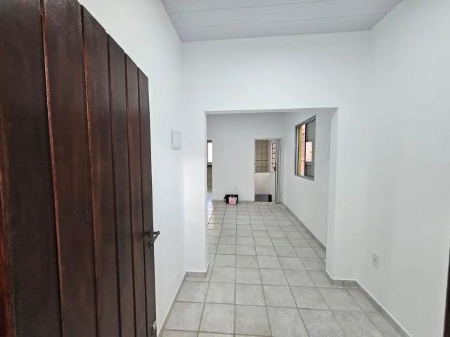 Casa / Sobrado para Locação em Florianópolis/SC Centro 2 Quartos