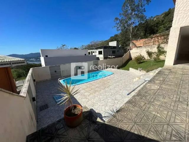 Casa / Sobrado para Locação em Florianópolis/SC Centro 3 Quartos