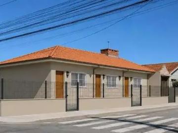 Casa / Sobrado para Locação em Florianópolis/SC Coloninha 2 Quartos