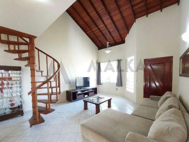 Casa / Sobrado para Locação em Florianópolis/SC Coqueiros 3 Quartos