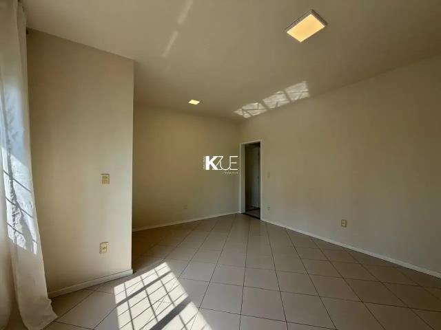 Casa / Sobrado para Locação em Florianópolis/SC Coqueiros 3 Quartos