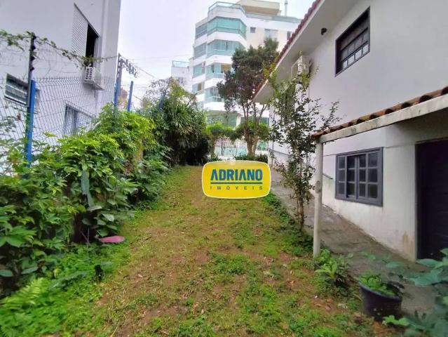 Casa / Sobrado para Locação em Florianópolis/SC Coqueiros 3 Quartos