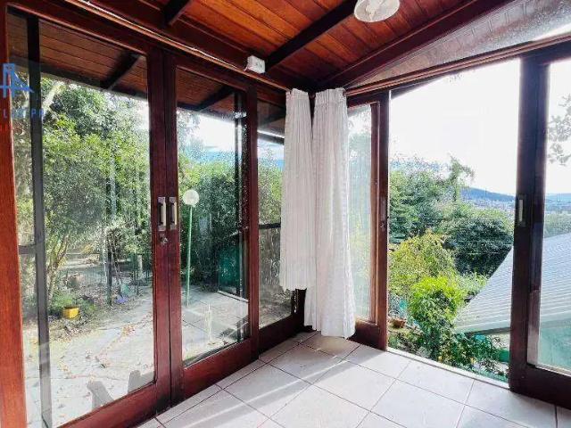 Casa / Sobrado para Locação em Florianópolis/SC Córrego Grande 1 Quartos