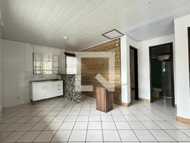Casa / Sobrado para Locação em Florianópolis/SC Córrego Grande 3 Quartos