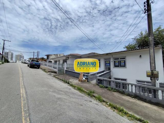 Casa / Sobrado para Locação em Florianópolis/SC Estreito 1 Quartos