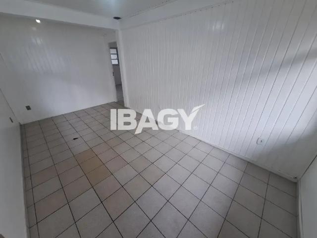 Casa / Sobrado para Locação em Florianópolis/SC Estreito 3 Quartos