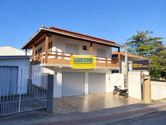 Casa / Sobrado para Locação em Florianópolis/SC Estreito 3 Quartos