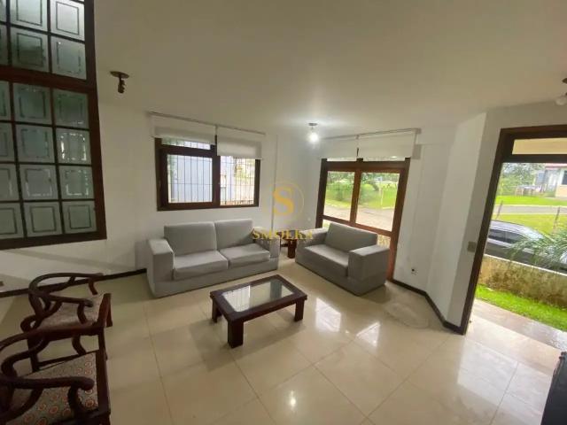 Casa / Sobrado para Locação em Florianópolis/SC Itacorubi 3 Quartos