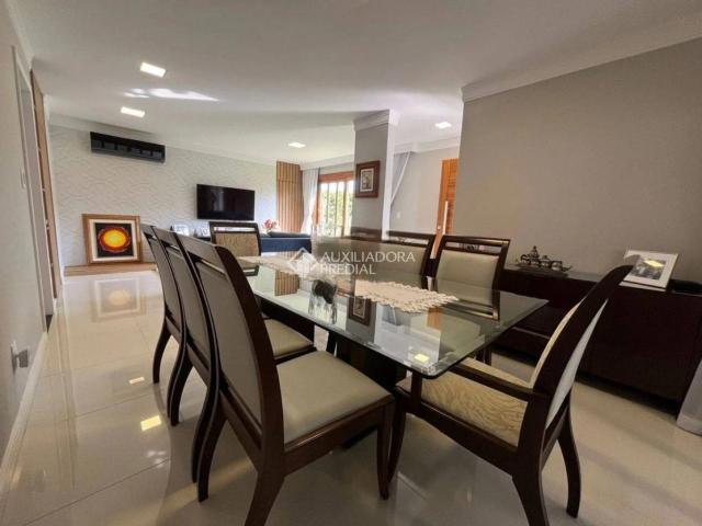 Casa / Sobrado para Locação em Florianópolis/SC Itaguaçu 3 Quartos