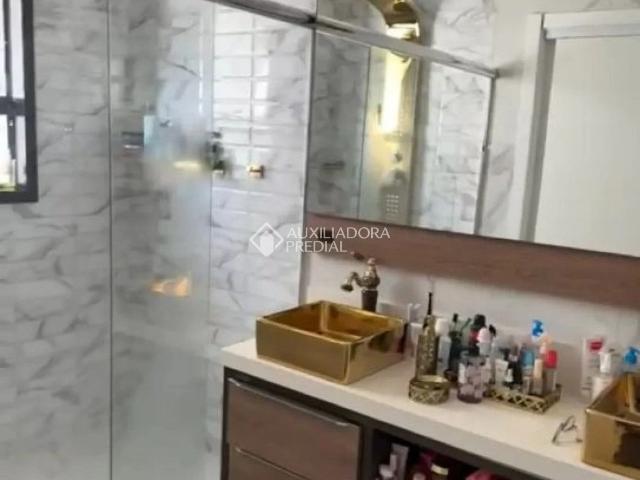 Casa / Sobrado para Locação em Florianópolis/SC Itaguaçu 4 Quartos