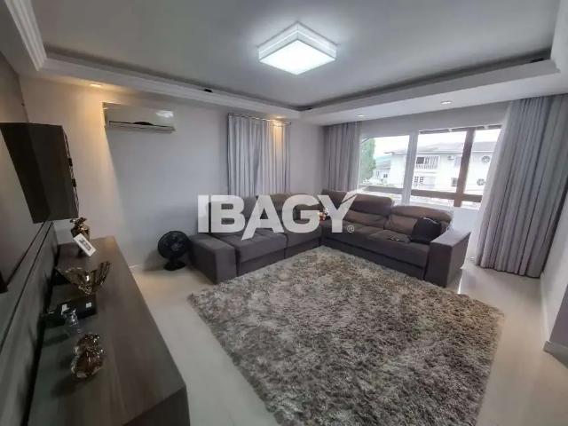 Casa / Sobrado para Locação em Florianópolis/SC Itaguaçu 4 Quartos