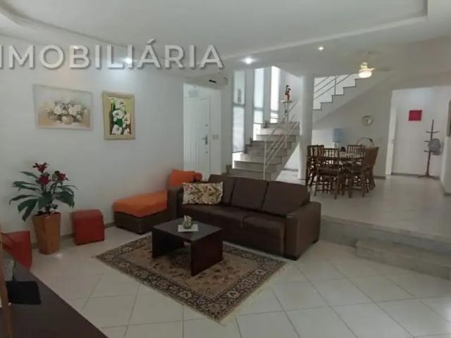 Casa / Sobrado para Locação em Florianópolis/SC Ingleses do Rio Vermelho 4 Quartos