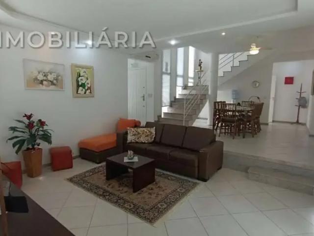 Casa / Sobrado para Locação em Florianópolis/SC Ingleses do Rio Vermelho 4 Quartos