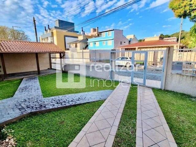 Casa / Sobrado para Locação em Florianópolis/SC Ingleses do Rio Vermelho 3 Quartos