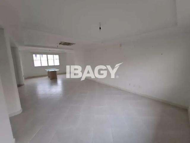 Casa / Sobrado para Locação em Florianópolis/SC Jurerê 4 Quartos