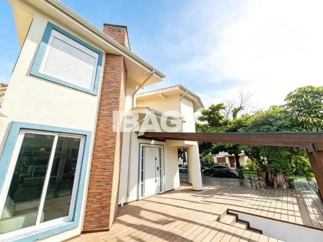 Casa / Sobrado para Locação em Florianópolis/SC Jurerê 4 Quartos