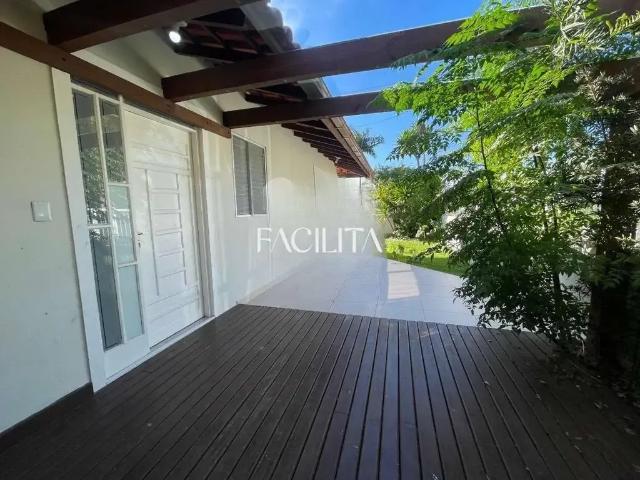 Casa / Sobrado para Locação em Florianópolis/SC Jurerê 1 Quartos