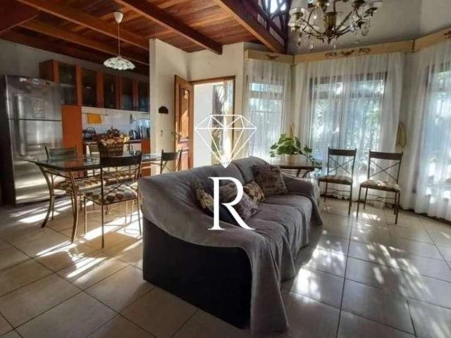 Casa / Sobrado para Locação em Florianópolis/SC Jurerê Internacional 4 Quartos