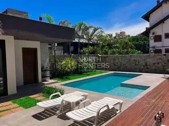 Casa / Sobrado para Locação em Florianópolis/SC Jurerê Internacional 4 Quartos
