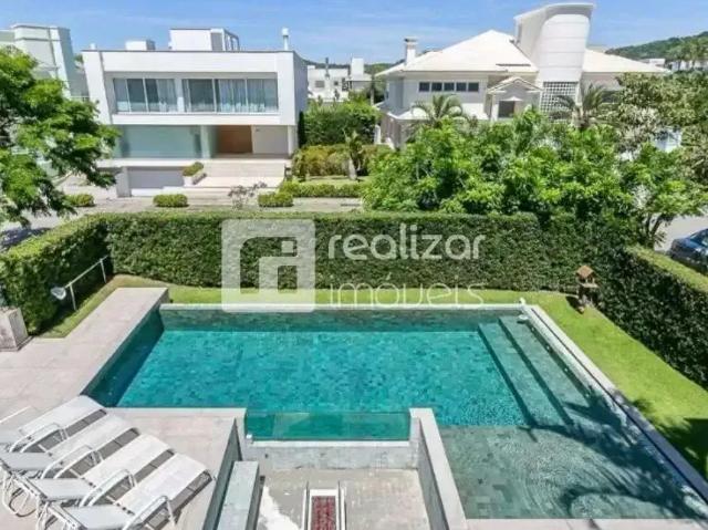 Casa / Sobrado para Locação em Florianópolis/SC Jurerê Internacional 5 Quartos