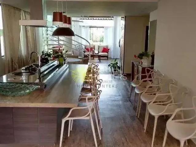Casa / Sobrado para Locação em Florianópolis/SC Jurerê Internacional 5 Quartos