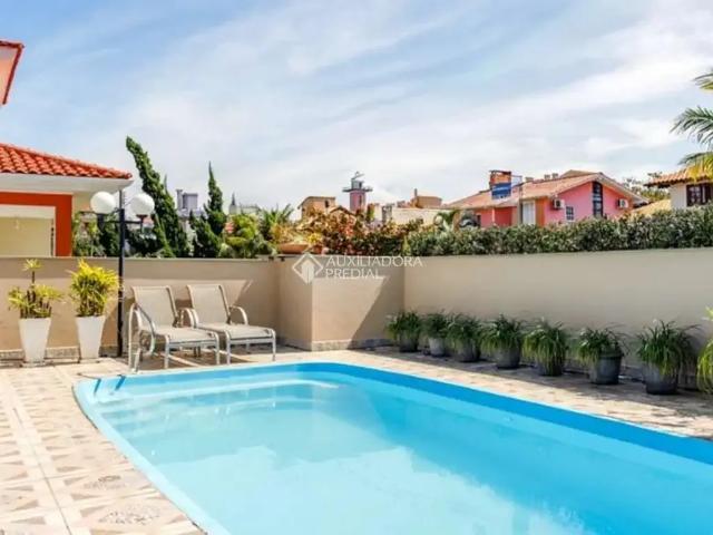 Casa / Sobrado para Locação em Florianópolis/SC Jurerê Internacional 5 Quartos