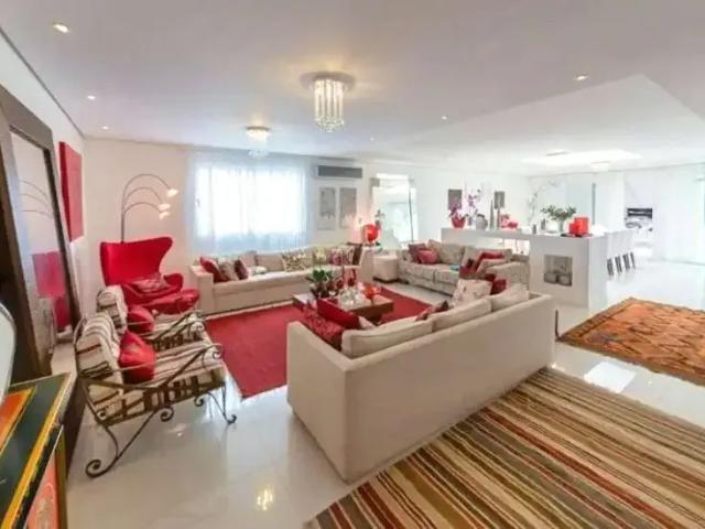 Casa / Sobrado para Locação em Florianópolis/SC Jurerê Internacional 6 Quartos