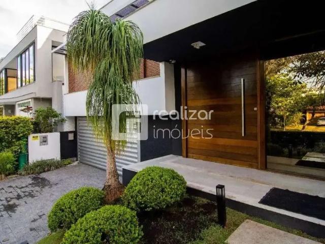 Casa / Sobrado para Locação em Florianópolis/SC Jurerê Internacional 6 Quartos