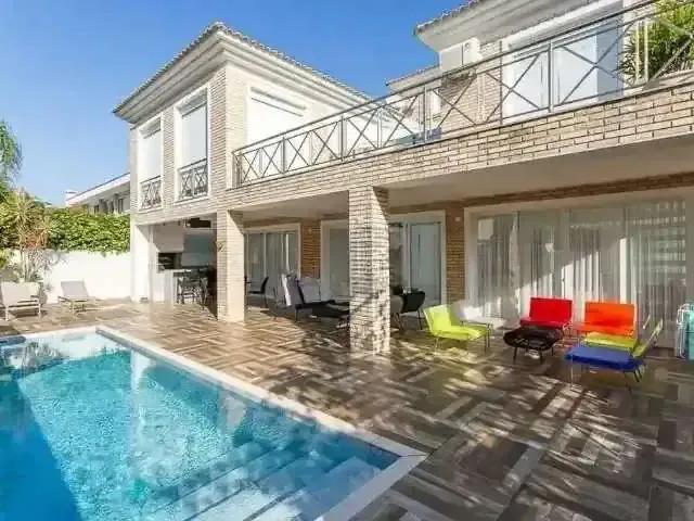 Casa / Sobrado para Locação em Florianópolis/SC Jurerê Internacional 6 Quartos