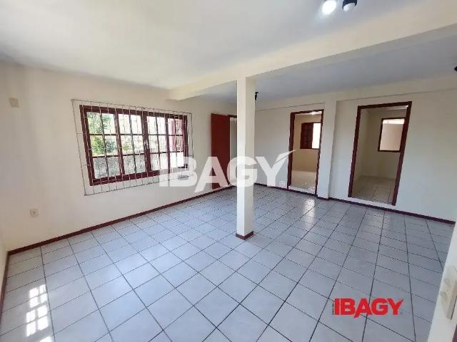 Casa / Sobrado para Locação em Florianópolis/SC Jardim Atlântico 4 Quartos