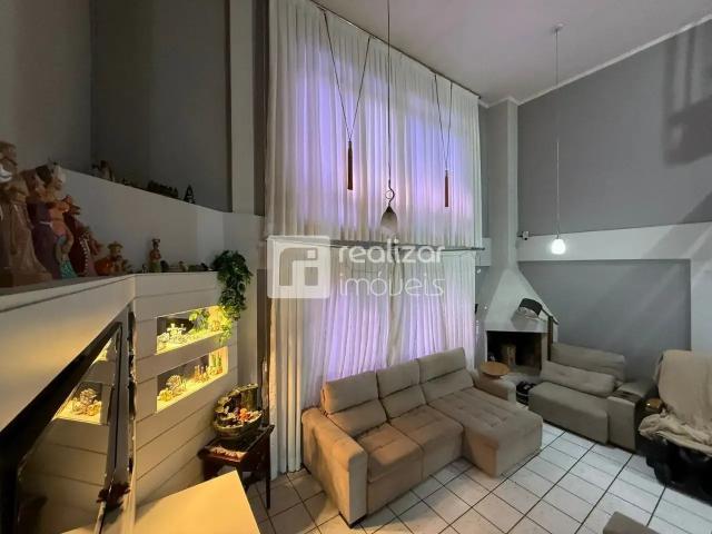 Casa / Sobrado para Locação em Florianópolis/SC Jardim Atlântico 5 Quartos