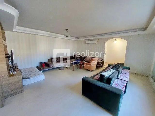 Casa / Sobrado para Locação em Florianópolis/SC Jardim Atlântico 5 Quartos