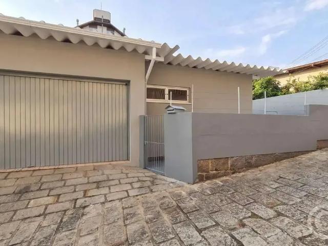 Casa / Sobrado para Locação em Florianópolis/SC João Paulo 4 Quartos