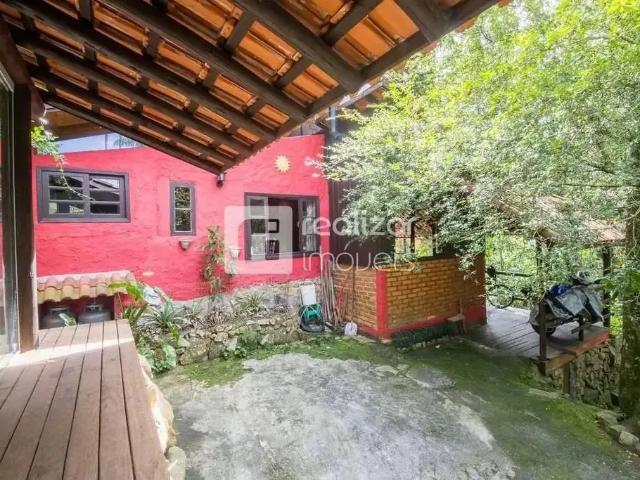 Casa / Sobrado para Locação em Florianópolis/SC Lagoa da Conceição 3 Quartos