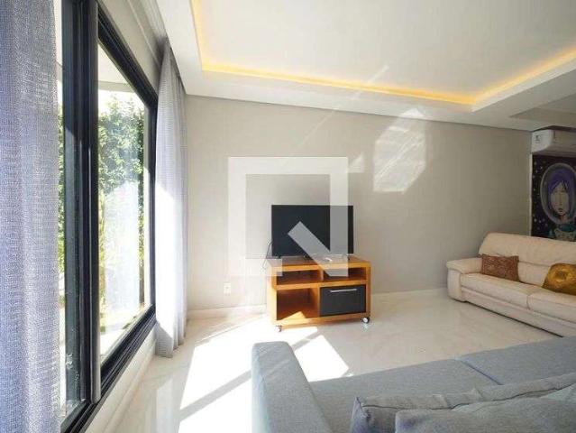 Casa / Sobrado para Locação em Florianópolis/SC Lagoa da Conceição 3 Quartos